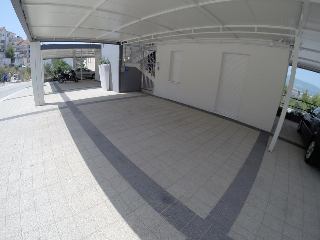 Apartments Exclusive Palace โตรกีร์ ภายนอก รูปภาพ