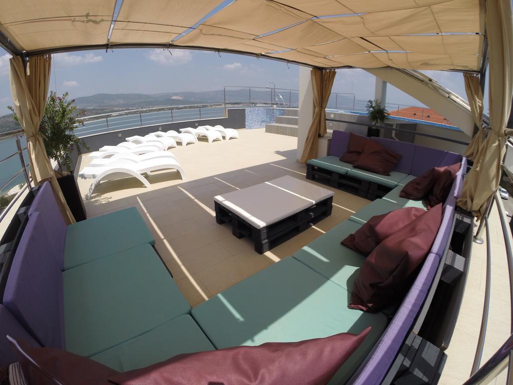 Apartments Exclusive Palace โตรกีร์ ภายนอก รูปภาพ