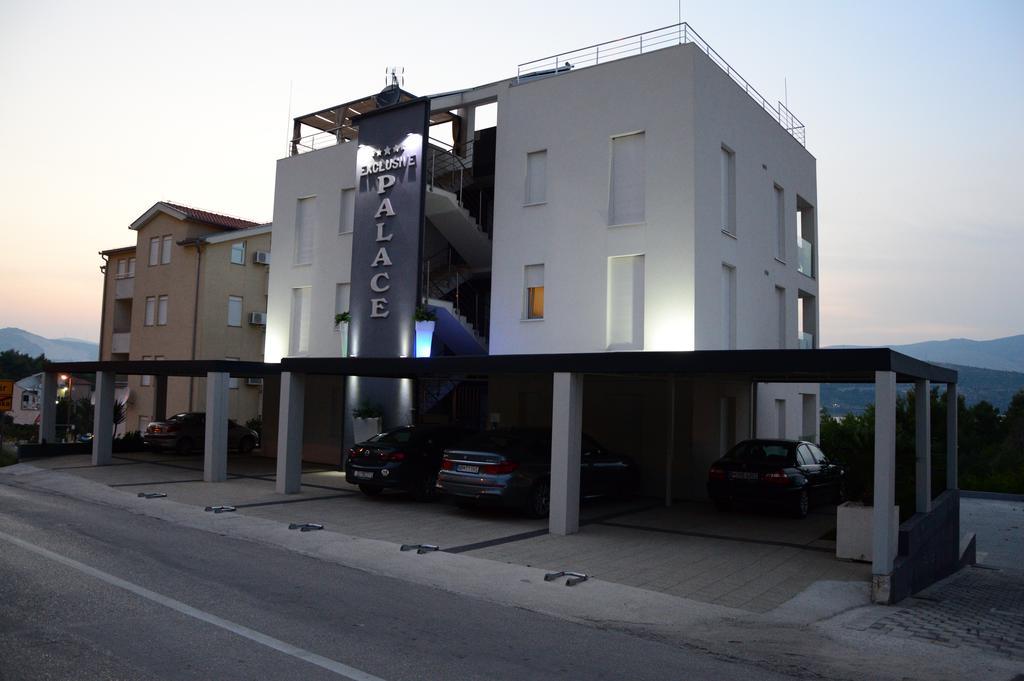 Apartments Exclusive Palace โตรกีร์ ภายนอก รูปภาพ